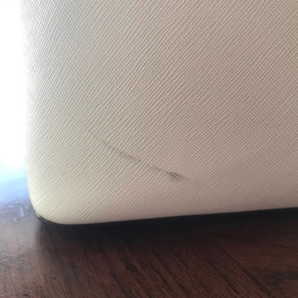 Michael Kors Purse - Picture 4 of 4